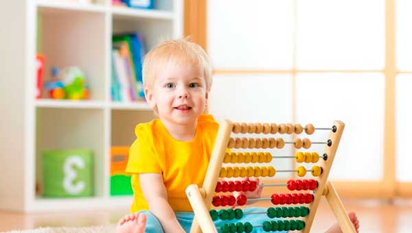 Любой ребенок желает получить все  и тут же