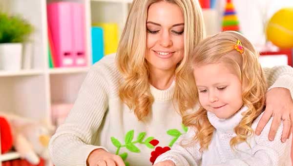 Когда играете, просите ребенка считать предметы и игрушки