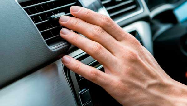 Основные причины почему плохо греет печка в автомобиле